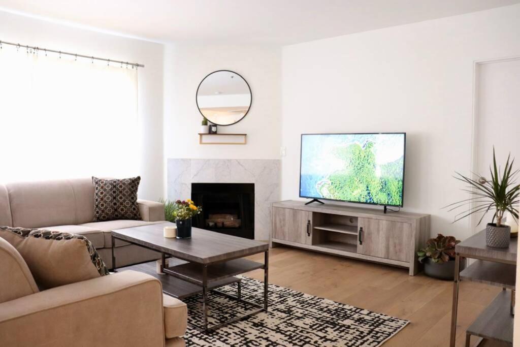 Heart Of West Hollywood Modern Suite 2 Bedroom 2 Bath Лос Анджелис Екстериор снимка