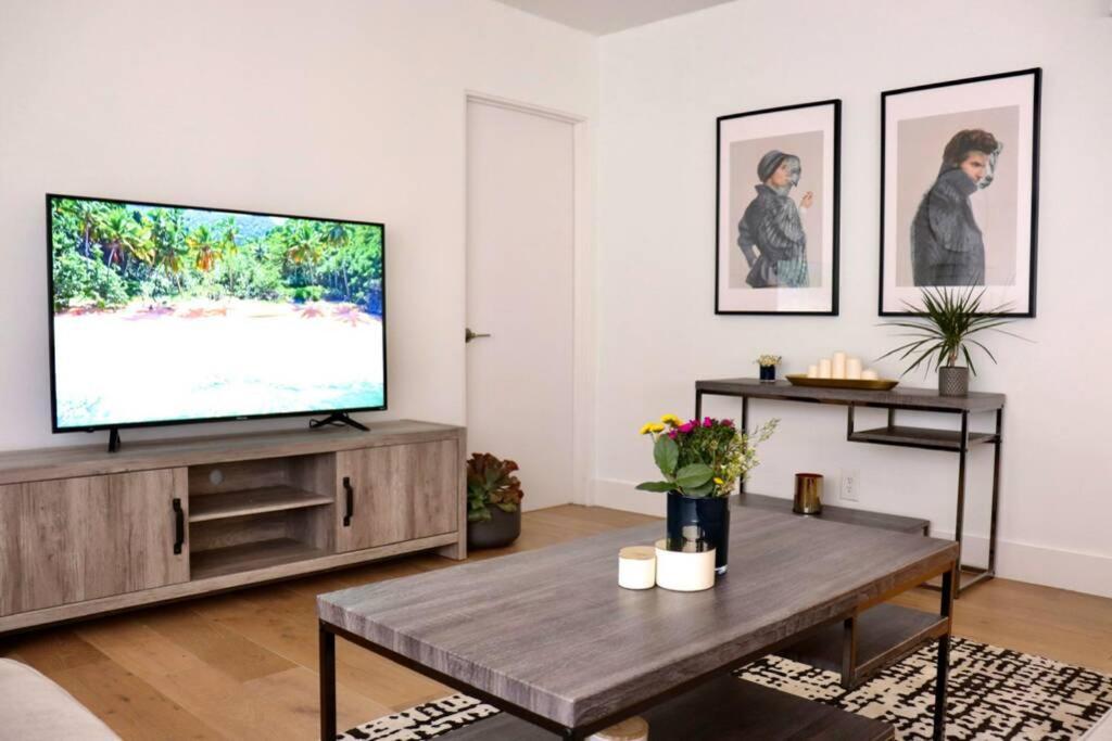 Heart Of West Hollywood Modern Suite 2 Bedroom 2 Bath Лос Анджелис Екстериор снимка